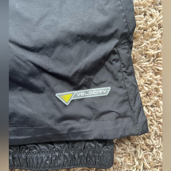 Women’s Columbia snow pants - Picture 4 of 11